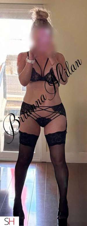 REAL AD REAL PHOTOS NEW TO VIC BEAUTIFUL &amp; PETITE 36 year old Escort in Victoria