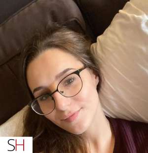 Je suis disponible maintenant outcall incall online 25 year old Escort in Quebec City