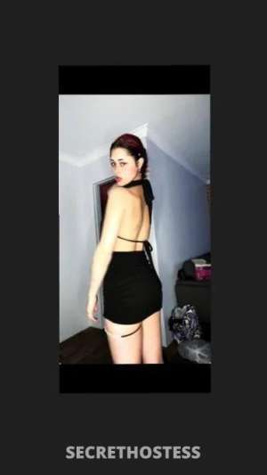 Escort 160CM Tall Geraldton Image - 1