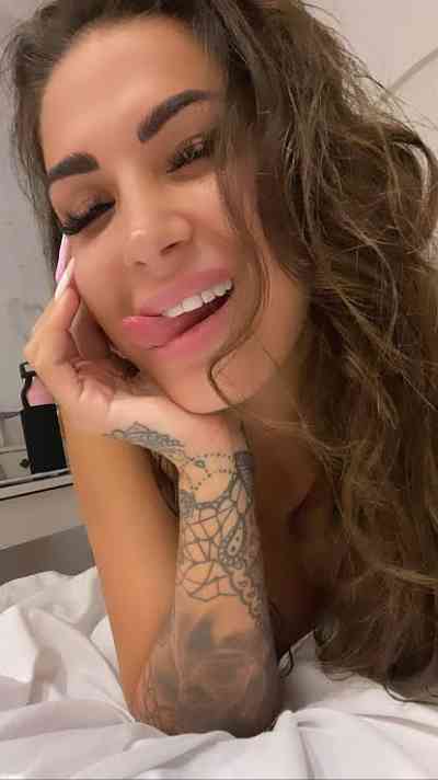25 year old Escort in Atlanta FL xxxx-xxx-xxxJuicy pussy for your sexual pleasure (incall and