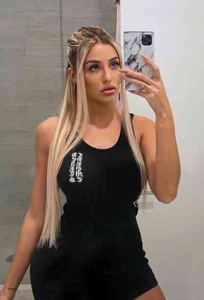 22 year old Australian Escort in Dahab Add me on telegram: @Lovelybae111
