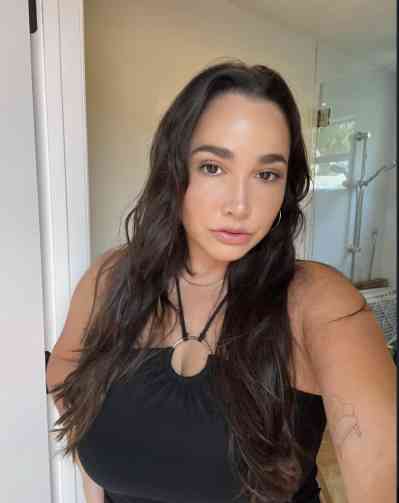 28 year old Escort in West London Available just now