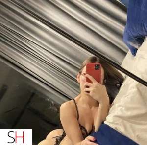 joliefantagirl disponible outcall incall 26 year old Escort in Sherbrooke