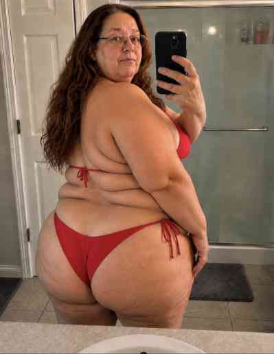 65 year old Escort in Dover Hot lady p available for hot sex add my telegram @