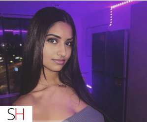 BODY, tight and soft skin. Bubbly and kind 22 year old Escort in Cambridge