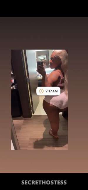 Here for you 27 year old Escort in Milwaukee WI