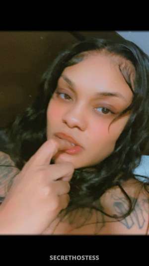 LateNight Specials Honey Come 2 Me Daddy Your Favorite Freak 27 year old Escort in Milwaukee WI