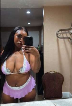 22Yrs Old Escort Long Beach CA Image - 3