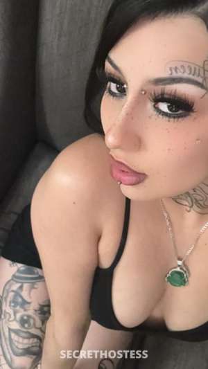 Let this native american baddie bring some rain ur way 23 year old Escort in Springfield IL
