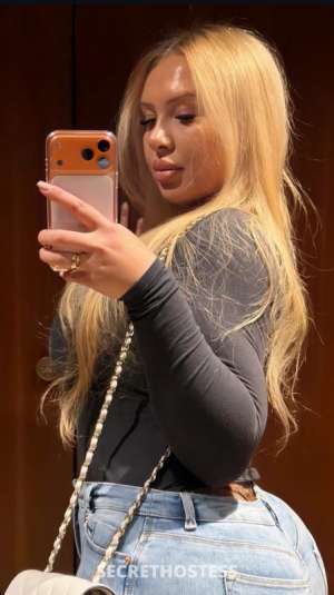 Licensed maseeuse offering happy endings 26 year old Escort in Boulder CO