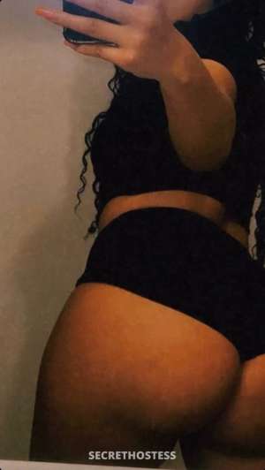 Cum See Me While You Can Daddy Bbj &amp; Fs Also Selling 25 year old Escort in Rochester NY