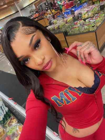 26 year old Escort in Nashville Davidson TN +1 567.328. 0437….Heyy there I’m here to offer an 