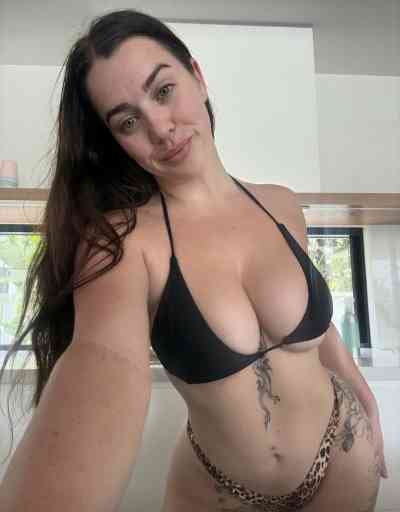 24 year old Escort in Darwin Available for hookups 💦… horny