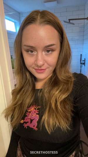 Let's meet up and have a fantastic time together. 26 year old Escort in Cranbrook