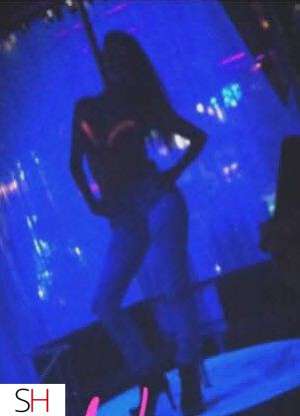 Who wants to have a good time with a hot girl 29 year old Escort in Winnipeg