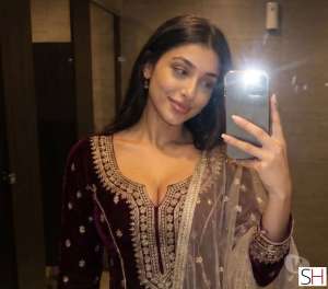 Good service no rush Parvati is my name .from Pakistan, 20 year old Escort in Slough