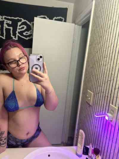 25 year old Escort in Kent WA I'M Emily 🍑ACTIVE 24/7 Sexy, Young, and Ready For 