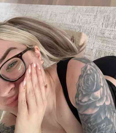 27Yrs Old Escort Size 10 140KG 5CM Tall Aurora Image - 3