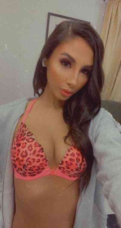 25 year old Latino Escort in Orange WHATSAPP xxxx-xxx-xxx STRICTLY FUN💦🍒💦 and massage 