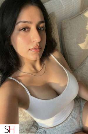 INDIAN GIRL AVAILABLE cash and call service not provide 21 year old Escort in Hamilton