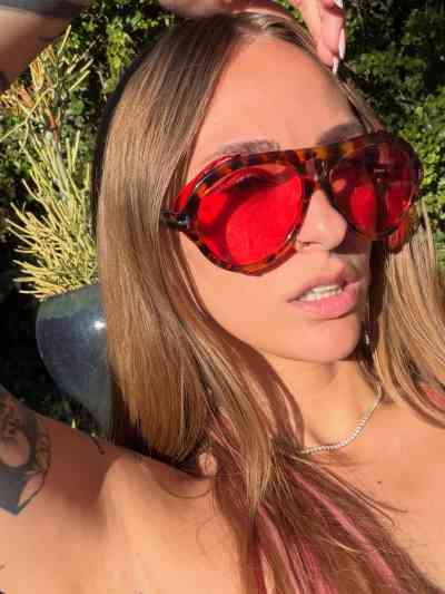 29 year old American Escort in Anderson SC ✨ Ariana – Elegant, Discreet & Unforgettable 