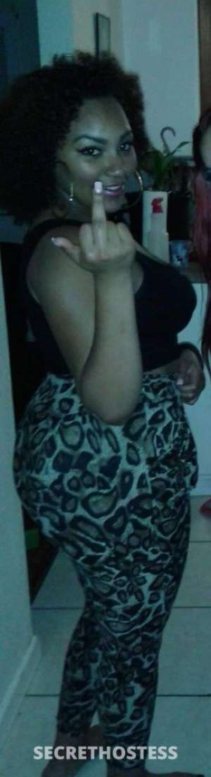 Beautiful Voluptuous Redbone Outcalls Car Dates 27 year old Escort in Concord CA