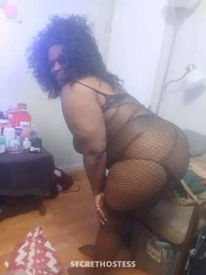 Work out 30 year old Escort in Macon GA