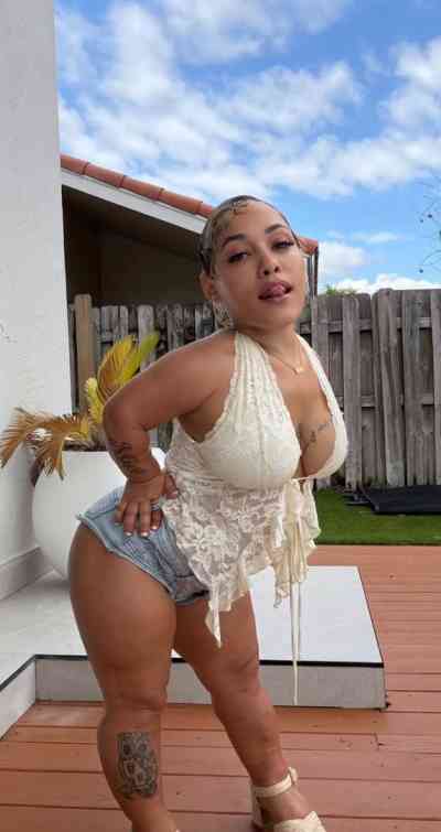 24 year old American Escort in Batemans Bay xxxx-xxx-xxx Hot Midget in Town