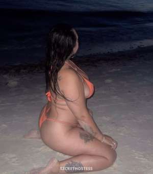 Long beautiful hair colored eyes Latina 40 year old Escort in Baton Rouge LA