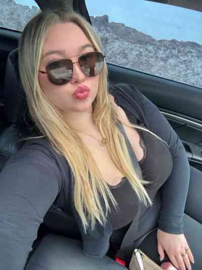 27 year old Escort in Waukesha WI Available to link up, day/ night services.. xxxx-xxx-xxx