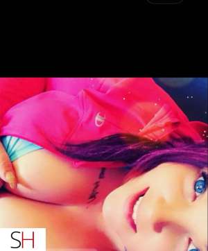 29 year old Caucasian Escort in Calgary Sexy Open-Minded Companion for an Unforgettable Experience