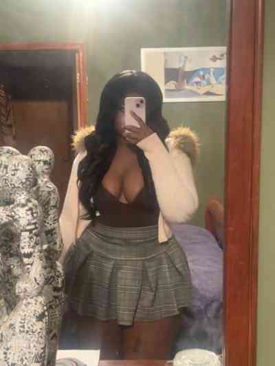 27 year old Caribbean Escort in Chesterfield Top notch call girl .. Available for both incall and outcall