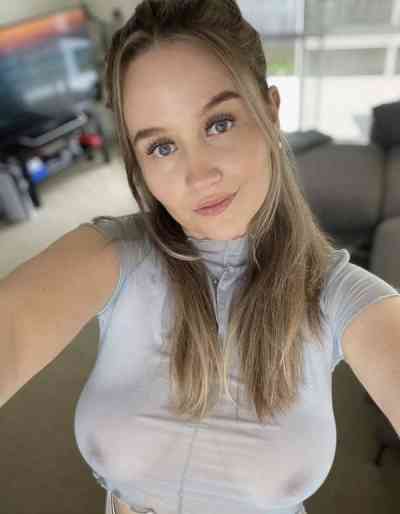 29 year old Escort in Albany Horny Escort
