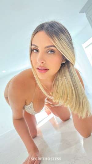 call me 22 year old Escort in Keys FL