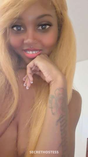 Im new on here new to town Im Sexy caramel with curves 29 year old Escort in Albany GA