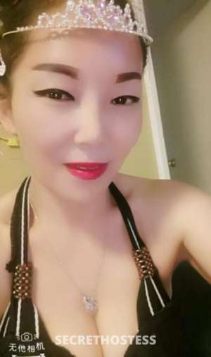 Sexy New Girl Lisa at Devonport, Hot Pretty Face is waiting 23 year old Escort in Devonport