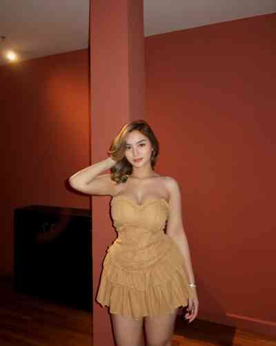 25 year old Asian Escort in Najran SOPHIE in NAJRAN. TELEGRAM ID. @sophie1139 SNAPCHAT ID. 