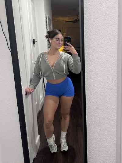 28 year old Escort in Baden Meetup sex