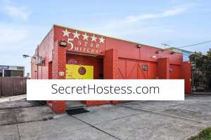 Escort Image - 4