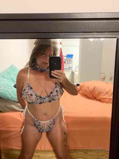 29 year old Escort in Gzira Hi my name is Karmena A Mature Masterclass in Charm & 