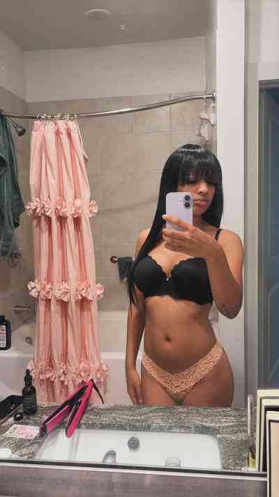 24 year old Escort in Caloundra Am available to do what your partner can't do for you 