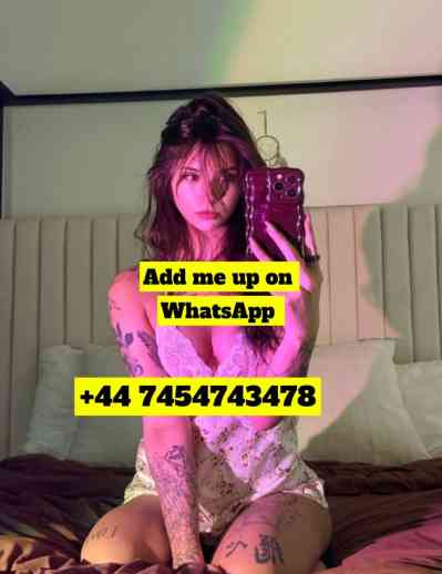 23Yrs Old Escort Bracknell Image - 6