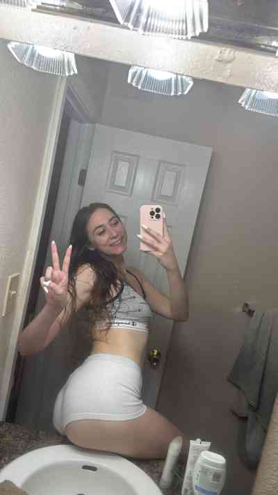 27 year old Escort in Lloydminster I’M JUST A MESSAGE AWAY! SHOOT ME A WhatsApp xxxx-xxx-xxx 