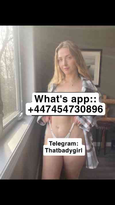 26 year old Escort in Gatwick Available for Incall or outcall