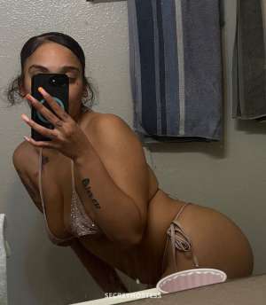 Your Next Favorite Distraction 22 year old Escort in Everett WA
