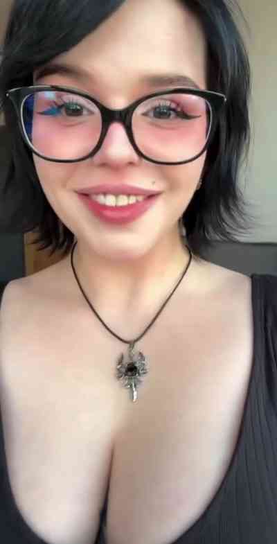 27 year old Escort in Dayton OH 💦HORNY AND WET💦🍏CLEAN T!TS PUS$Y 🍏and Ready For