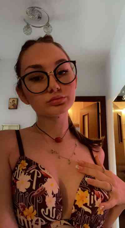 25 year old Escort in Toronto ❤️Sweet sexy girl horny tight pussy incall/outcall and 