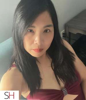 175 Elgin St new arrival today 32 year old Escort in Hamilton