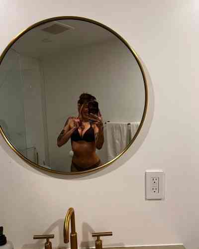 27 year old Escort in Boucherville I’M JUST A MESSAGE AWAY! SHOOT ME A WhatsApp xxxx-xxx-xxx